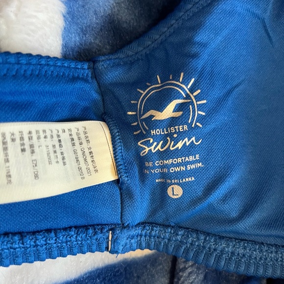 Blue hollister wrap bikini - Picture 2 of 2